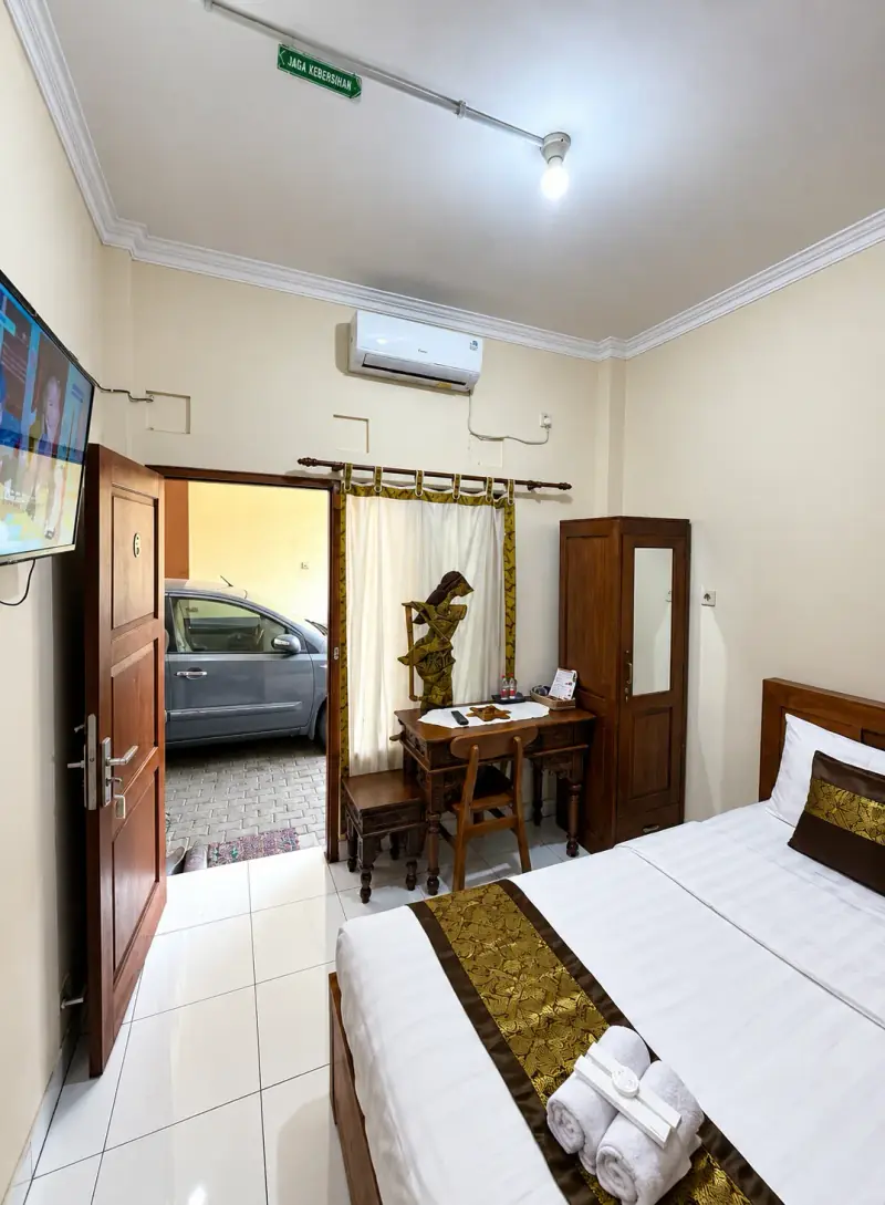 Kamar Lantai Bawah Grha Vege Jawi Syariah